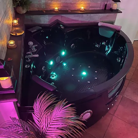 Room24 Relax & Wellness