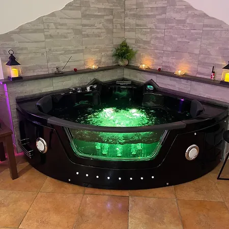 Room24 Relax & Wellness 3*