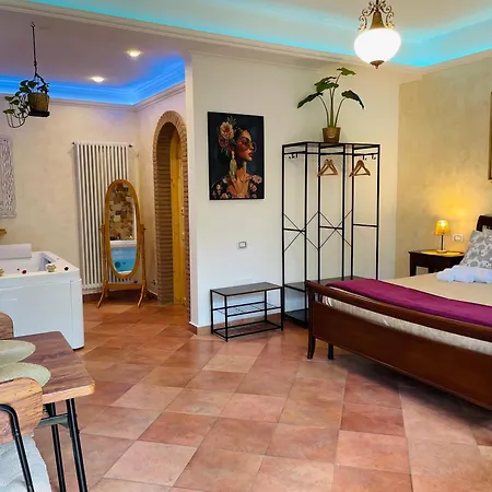 Room24 Relax & Wellness Vendégház Genzano di Roma